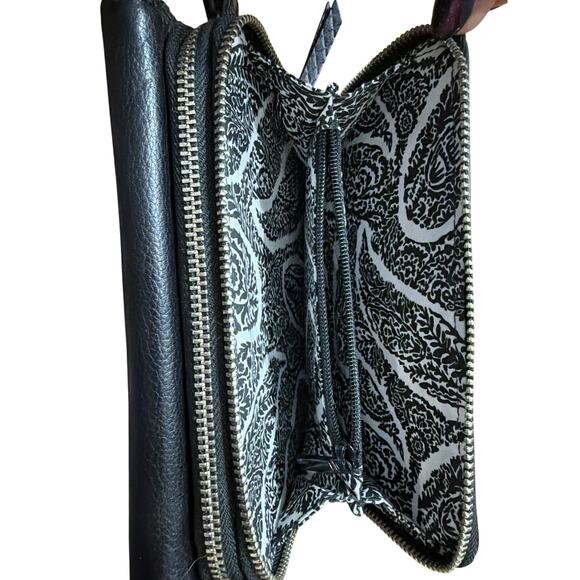 Vera Bradley Leather RFID Mallory Smartphone Wristlet In Black - Picture 5 of 7